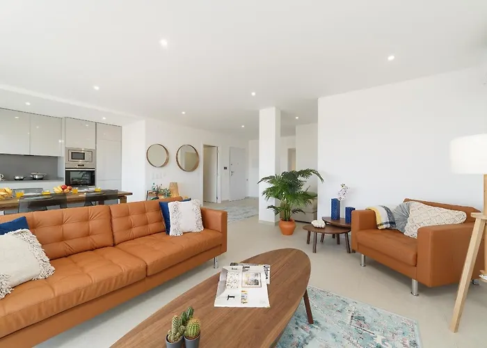 Views X - By Sch Lejlighed *